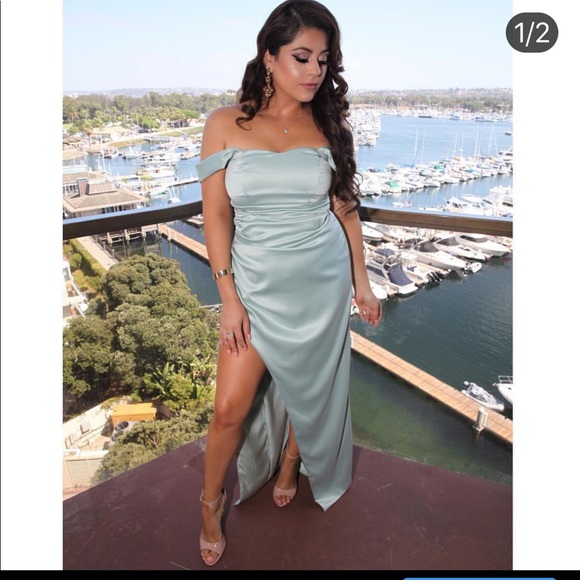 Formal Dress - Picture 7 of 8